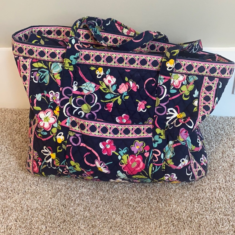 Vera Bradley Large Tote